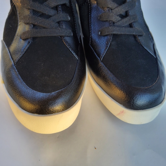 Splendid Lucille Suede & Leather Lace-up Ankle Bootie Mid Top Sneaker 10 Black - Picture 13 of 16